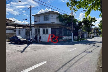 3_photo/94ce1b5059.1dc9b733759ebb41-ATLAS-0d786187-75c5-40b8-a4e1-355b13cb3a8b.jpg de casa à venda com 3 quartos, 150m² em Santa Maria, Santos