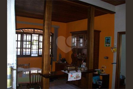 11_photo/94ce1b538f.caf6c04f909f2ef2-ATLAS-c66640b8-85d1-401e-977f-9d5f067d4b8c.jpg de casa à venda com 3 quartos, 209m² em Caneleira, Santos