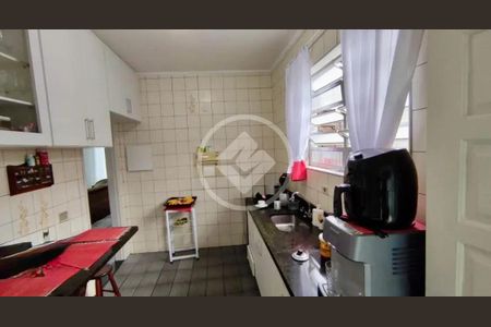 6_photo/94ce1b5433.8ae1cb5ed2a1280b-ATLAS-c2d548e2-caa2-4726-9712-133a02a0d3e0.jpg de casa à venda com 3 quartos, 130m² em Vila Sao Jorge, Santos