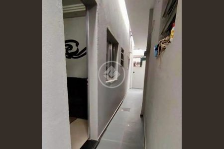 18_photo/94ce1b5433.8ae1cb5ed2a1280b-ATLAS-f921d62e-e348-45fd-aef5-93ea6f623164.jpg de casa à venda com 3 quartos, 130m² em Vila Sao Jorge, Santos