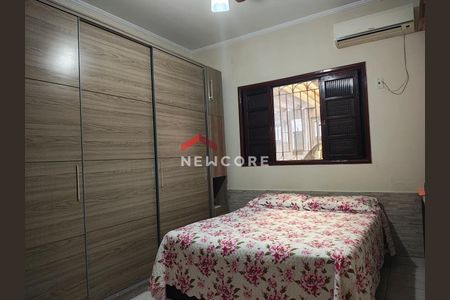 3_photo/94ce1b5433.8e48f5906dd675de-ATLAS-2fe49860-b1e6-489d-b2d7-8a1f8dbfbd61.jpg de casa à venda com 3 quartos, 91m² em Vila Sao Jorge, Santos