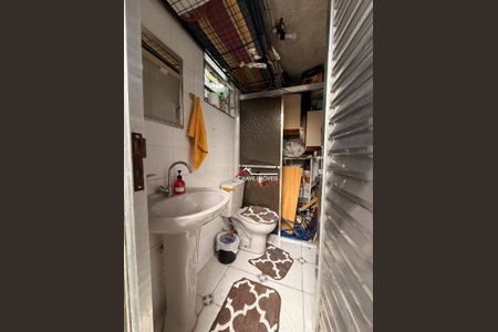 6_photo/94ce1b55bb.e6338b441424abe5-ATLAS-3a61b4dc-5b58-4e21-b93c-dadf792bfb43.jpg de casa à venda com 3 quartos, 175m² em Vila Sao Jorge, Santos