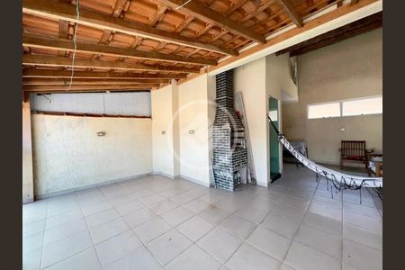 44_photo/94ce1b5611.7f45fe2814a32fcf-ATLAS-be84d0b3-18ee-4e11-b070-a105eab4db62.jpg de casa à venda com 2 quartos, 106m² em Vila Sao Jorge, Santos