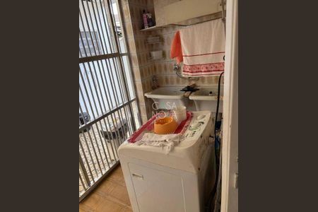 30_photo/94ce1b56bf.1aa5b8f538f3adaf-ATLAS-d83975ab-87c0-48f1-9d07-e58c0155dd1b.jpg de casa à venda com 3 quartos, 158m² em Vila Sao Jorge, Santos