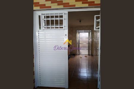 3_photo/94ce1b56c3.561dcad3d0cedf12-ATLAS-57a6a601-62ec-43b9-a6ec-8f396f3e2567.jpg de casa à venda com 3 quartos, 187m² em Vila Sao Jorge, Santos