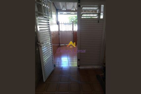 4_photo/94ce1b56c3.561dcad3d0cedf12-ATLAS-5a747f0e-c6d3-439c-a4d2-f2d6816807a7.jpg de casa à venda com 3 quartos, 187m² em Vila Sao Jorge, Santos