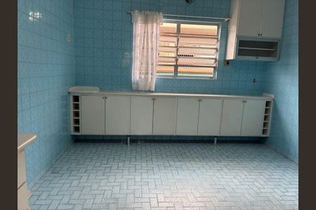 15_photo/94ce1b56f3.38153d79977beed0-ATLAS-488dd180-9651-498d-b4e9-b6fdad9b89f4.jpg de casa à venda com 2 quartos, 230m² em Vila Sao Jorge, Santos