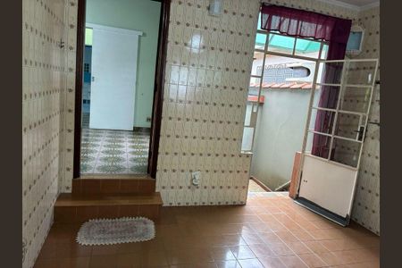 5_photo/94ce1b56f3.38153d79977beed0-ATLAS-cdaa4728-9348-4a5a-a328-8c2a2a3ccbab.jpg de casa à venda com 2 quartos, 230m² em Vila Sao Jorge, Santos