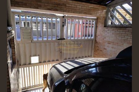 3_photo/94ce1b56f9.1168d7f35de77434-ATLAS-1d0cca18-46cb-4e03-a8bd-a92c83d56ae3.jpg de casa à venda com 3 quartos, 127m² em Vila Sao Jorge, Santos