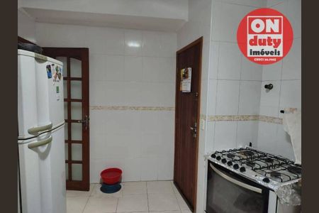 13_photo/94ce1b56f9.15f0b58b4521dff9-ATLAS-0564ede3-078e-40b2-abf4-1b2d419715f1.jpg de casa à venda com 3 quartos, 127m² em Vila Sao Jorge, Santos