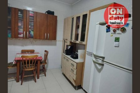 10_photo/94ce1b56f9.15f0b58b4521dff9-ATLAS-d0cf84b9-e4fa-42e8-931d-c8be7364e07a.jpg de casa à venda com 3 quartos, 127m² em Vila Sao Jorge, Santos