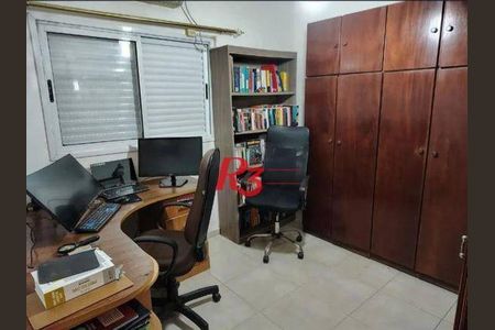 5_photo/94ce1b56f9.15f0b58b4521dff9-ATLAS-eda8f58c-8acd-4b26-8273-3fb68481d941.jpg de casa à venda com 3 quartos, 121m² em Vila Sao Jorge, Santos