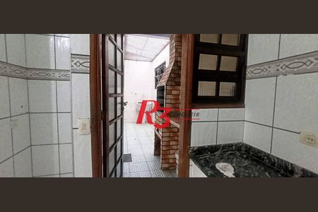 3_photo/94ce1b5793.d94684329fd6925d-ATLAS-9cb31a4a-7cb7-44dd-871b-75e758a28dc9.jpg de casa à venda com 2 quartos, 43m² em Vila Sao Jorge, Santos