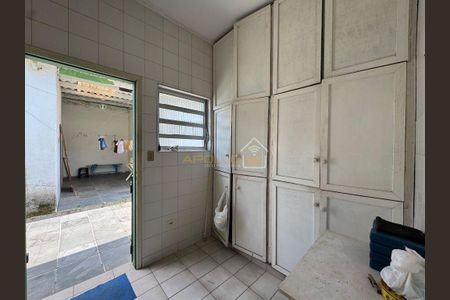 19_photo/94ce1b57dd.7ad640714b36a524-ATLAS-86b8d8ed-20b1-4fc7-a53f-77964d47965d.jpg de casa à venda com 3 quartos, 235m² em São Jorge, Santos