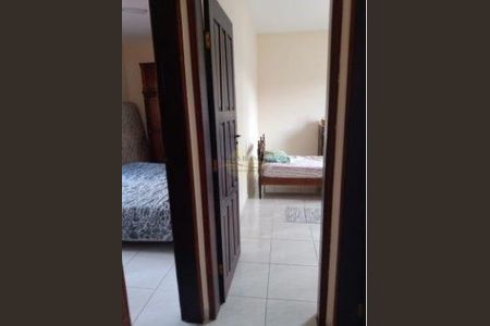 3_photo/94ce1b57e5.a9ad82c0a29b9a19-ATLAS-0ea88fdd-8a0f-46fb-95b2-65781270f9a8.jpg de casa à venda com 3 quartos, 241m² em Vila Sao Jorge, Santos