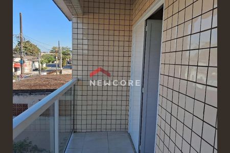 5_photo/94ce1b57e5.a9ad82c0a29b9a19-ATLAS-363700f2-b45b-47a0-8e93-ce9fd9415d89.jpg de casa à venda com 3 quartos, 241m² em Vila Sao Jorge, Santos