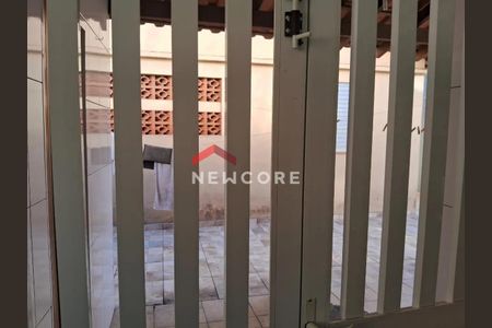 44_photo/94ce1b57e5.a9ad82c0a29b9a19-ATLAS-453c463e-a5be-4af1-85b6-d1410ae93daa.jpg de casa à venda com 3 quartos, 241m² em Vila Sao Jorge, Santos