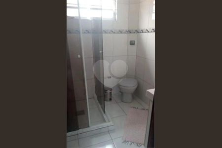 5_photo/94ce1b57e5.a9ad82c0a29b9a19-ATLAS-7d23e07d-2ea3-4c67-b7a0-28b367a1c792.jpg de casa à venda com 3 quartos, 241m² em Vila Sao Jorge, Santos