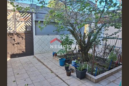 2_photo/94ce1b57e5.a9ad82c0a29b9a19-ATLAS-844c8abc-d251-4aaa-9558-166abc915751.jpg de casa à venda com 3 quartos, 241m² em Vila Sao Jorge, Santos