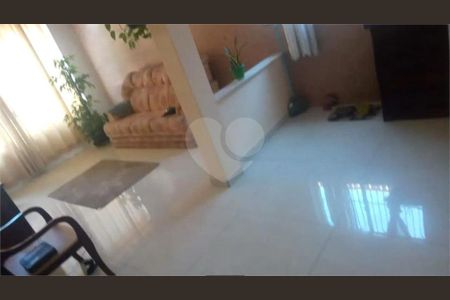 9_photo/94ce1b57e5.a9ad82c0a29b9a19-ATLAS-87f5c229-de4e-4b71-8e44-c3cc4620551d.jpg de casa à venda com 3 quartos, 241m² em Vila Sao Jorge, Santos