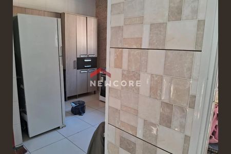 38_photo/94ce1b57e5.a9ad82c0a29b9a19-ATLAS-e4c50dd9-0498-4323-bc7c-1a435b4e905f.jpg de casa à venda com 3 quartos, 241m² em Vila Sao Jorge, Santos