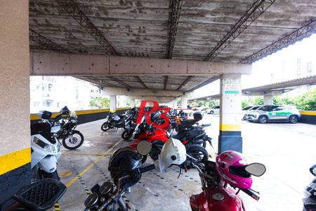 47_photo/94ce1b597d.42f05a4ddca24357-ATLAS-685bcb8e-e6eb-4932-bea2-f1e28a832567.jpg de apartamento à venda com 2 quartos, 62m² em Areia Branca, Santos