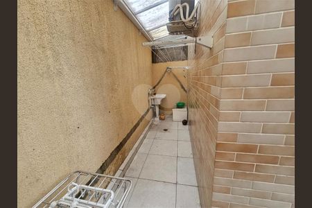 6_photo/94ce1b5ab7.ded5523ff743d611-ATLAS-66f67e63-4a9a-4f06-82d9-7c8a95d76b97.jpg de casa à venda com 2 quartos, 69m² em Santa Maria, Santos