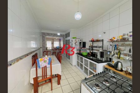 4_photo/94ce1b5ad7.70986b2d83168018-ATLAS-bb230b7b-805d-4e26-9702-5497c044c1d3.jpg de casa à venda com 3 quartos, 154m² em Areia Branca, Santos