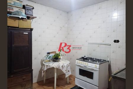 3_photo/94ce1b5c5b.6618d879b31b9a75-ATLAS-e4a84d41-26c9-42ae-b7fb-7d739571fcde.jpg de casa à venda com 5 quartos, 180m² em Castelo, Santos