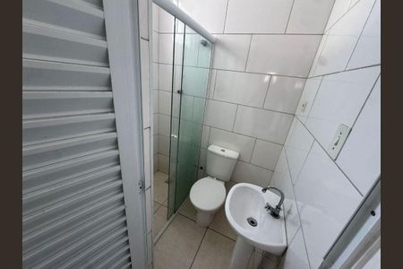 5_photo/94ce1b5d2f.755d04657d458f82-ATLAS-73184881-7c13-4471-a564-e81626498230.jpg de casa para alugar com 3 quartos, 74m² em Castelo, Santos