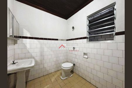 3_photo/94ce1b6b15.bd2dffe6b68feeb7-ATLAS-13745f9b-6fdc-4a37-a38c-34da5ad9a236.jpg de casa à venda com 2 quartos, 135m² em Radio Clube, Santos