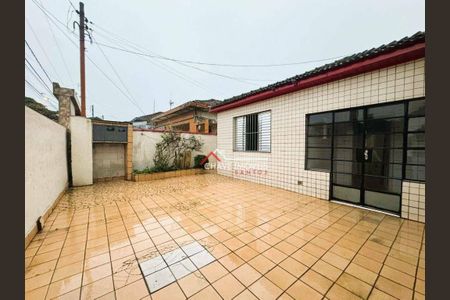 8_photo/94ce1b6b15.bd2dffe6b68feeb7-ATLAS-c50b6151-b7cc-4bc3-b5d5-2572f9df7b4f.jpg de casa à venda com 2 quartos, 135m² em Radio Clube, Santos