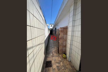 5_photo/94ce1b6bff.7954feb32d1ae247-ATLAS-0799f860-00f1-4ce5-9d8e-965fb85884fa.jpg de casa à venda com 3 quartos, 199m² em Radio Clube, Santos