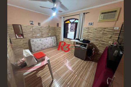 2_photo/94ce1b6bff.7954feb32d1ae247-ATLAS-6ca757d2-524b-41b4-998b-007d0b46e439.jpg de casa à venda com 3 quartos, 199m² em Radio Clube, Santos