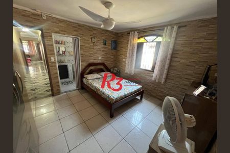 8_photo/94ce1b6bff.7954feb32d1ae247-ATLAS-a518bb5c-ae73-41c4-92fe-5b1c0f2abf63.jpg de casa à venda com 3 quartos, 199m² em Radio Clube, Santos