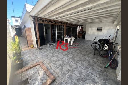 13_photo/94ce1b6bff.7954feb32d1ae247-ATLAS-b3293c46-c18a-4183-99e8-55dbb1bba3db.jpg de casa à venda com 3 quartos, 199m² em Radio Clube, Santos