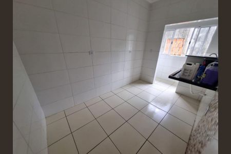 4_photo/94ce1c2353.6643b404c7fe5a1d-ATLAS-e83cd865-0f0b-4a92-b17d-0cfa7f7f42f4.jpg de casa à venda com 2 quartos, 54m² em Sítio do Campo, Praia Grande