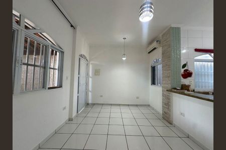 8_photo/94ce1c2ab1.d0d897c6c3af0c07-ATLAS-8a96516a-8147-41bb-9afb-ae49725aff39.jpg de casa para alugar com 3 quartos, 87m² em Aviação, Praia Grande