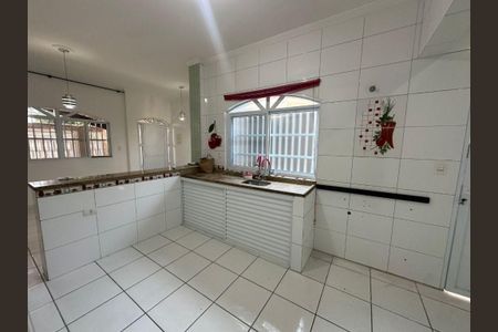 21_photo/94ce1c2ab1.d0d897c6c3af0c07-ATLAS-f85bc354-1eac-4e7d-9cd9-ebb23bda01f3.jpg de casa para alugar com 3 quartos, 87m² em Aviação, Praia Grande