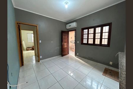 4_photo/94ce1c2ab3.b530766e35808669-ATLAS-0c76c71f-12e9-478b-9941-b4b0831c6d18.jpg de casa à venda com 2 quartos, 100m² em Aviação, Praia Grande