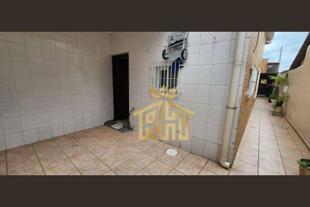 2_photo/94ce1c2b19.cde13b1ff9452421-ATLAS-c8a66a72-ef56-458c-9a75-4b932808ea6f.jpg de casa à venda com 3 quartos, 220m² em Guilhermina, Praia Grande