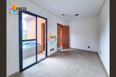 42_photo/94ce1c2b27.21b82dd0b136b59b-ATLAS-867052e1-a0b1-445d-aabd-d2b72b586ac4.jpg de casa à venda com 3 quartos, 121m² em Guilhermina, Praia Grande