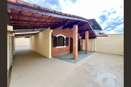 22_photo/94ce1c2b27.6c4a3f5e6ef89c98-ATLAS-4fd8a3a9-dad3-4ed0-b576-ceeaeb958dc3.jpg de casa à venda com 2 quartos, 106m² em Guilhermina, Praia Grande