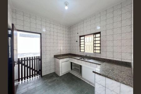 7_photo/94ce1c2b27.6c4a3f5e6ef89c98-ATLAS-d0aff1f0-8d41-4c7a-ab8d-1984fcedf46b.jpg de casa à venda com 2 quartos, 106m² em Guilhermina, Praia Grande