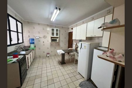 10_photo/94ce1c2b47.7ae60481bcdb01f1-ATLAS-00d38a4f-044a-45ba-9e2f-501b7bd9b117.jpg de apartamento à venda com 3 quartos, 142m² em Guilhermina, Praia Grande