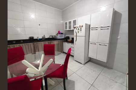 5_photo/94ce1c2b51.8e14c5f9c2788e57-ATLAS-e80c9c8e-d958-46ac-80f2-8d117347e197.jpg de casa à venda com 2 quartos, 86m² em Guilhermina, Praia Grande