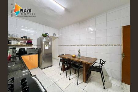 11_photo/94ce1c2b63.82506d9600853a32-ATLAS-6d1fe698-ba09-4fc7-8cc5-5b8709f3309e.jpg de casa à venda com 4 quartos, 158m² em Nova Mirim, Praia Grande