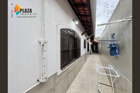 38_photo/94ce1c2b63.82506d9600853a32-ATLAS-92c53ed8-05ff-45cd-bd4b-e9ca9596142e.jpg de casa à venda com 4 quartos, 158m² em Nova Mirim, Praia Grande