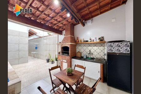 40_photo/94ce1c2b63.82506d9600853a32-ATLAS-d6d90d88-8391-4e06-aadc-b6876356c7d1.jpg de casa à venda com 4 quartos, 158m² em Nova Mirim, Praia Grande