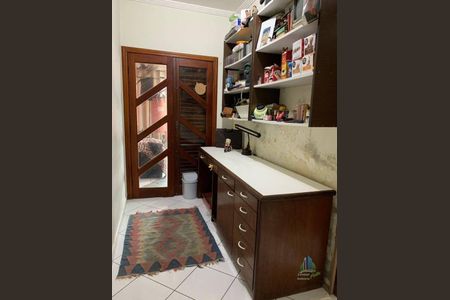 3_photo/94ce1c2c95.db01357aa49deb94-ATLAS-0ce2ac13-43b7-4d9f-bd81-b573d3a4112c.jpg de casa à venda com 5 quartos, 240m² em Guilhermina, Praia Grande